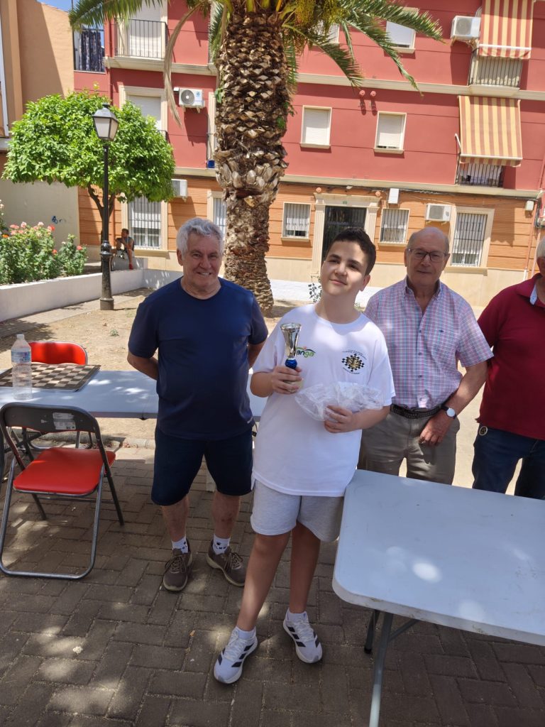 El ajedrez vuelve a ser protagonista en las Fiestas de la Huerta de la Estrella 3