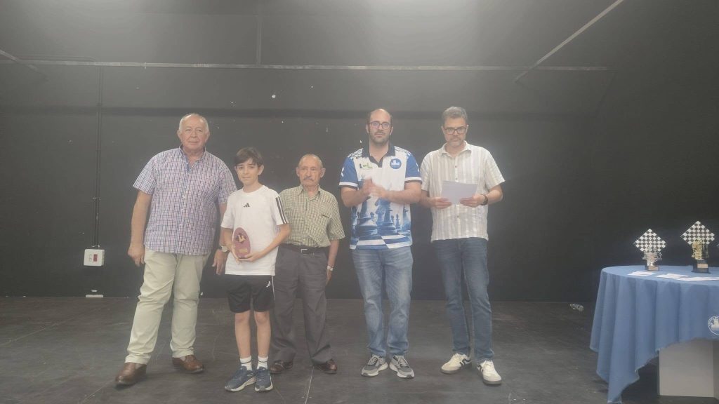 El ajedrez lucentino homenajea a José María Aroca en el Torneo de las Fiestas Aracelitanas 761042181 1748769246890661 7789444203793653225 n