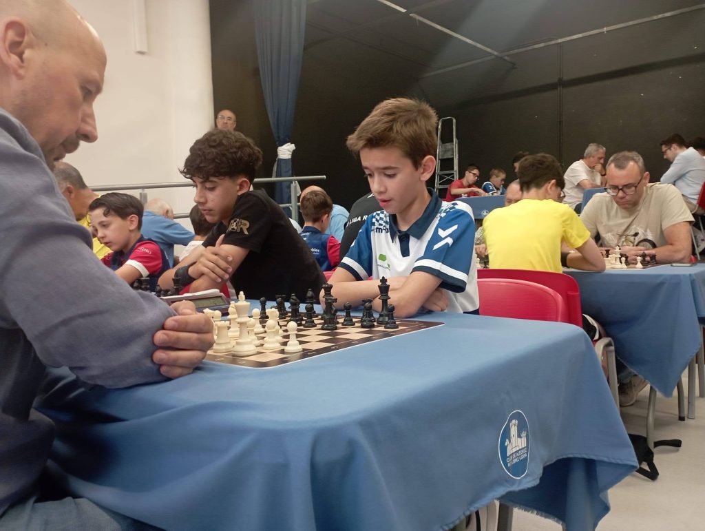 El ajedrez lucentino homenajea a José María Aroca en el Torneo de las Fiestas Aracelitanas 761355194 1748768356890750 450466353466924700 n