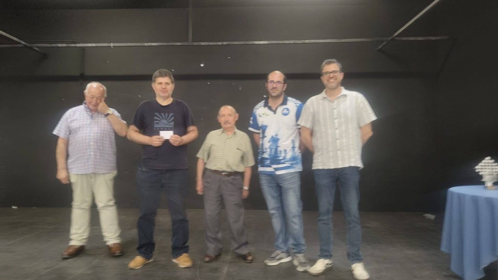 El ajedrez lucentino homenajea a José María Aroca en el Torneo de las Fiestas Aracelitanas 763103832 1748768933557359 5773789520009186682 n