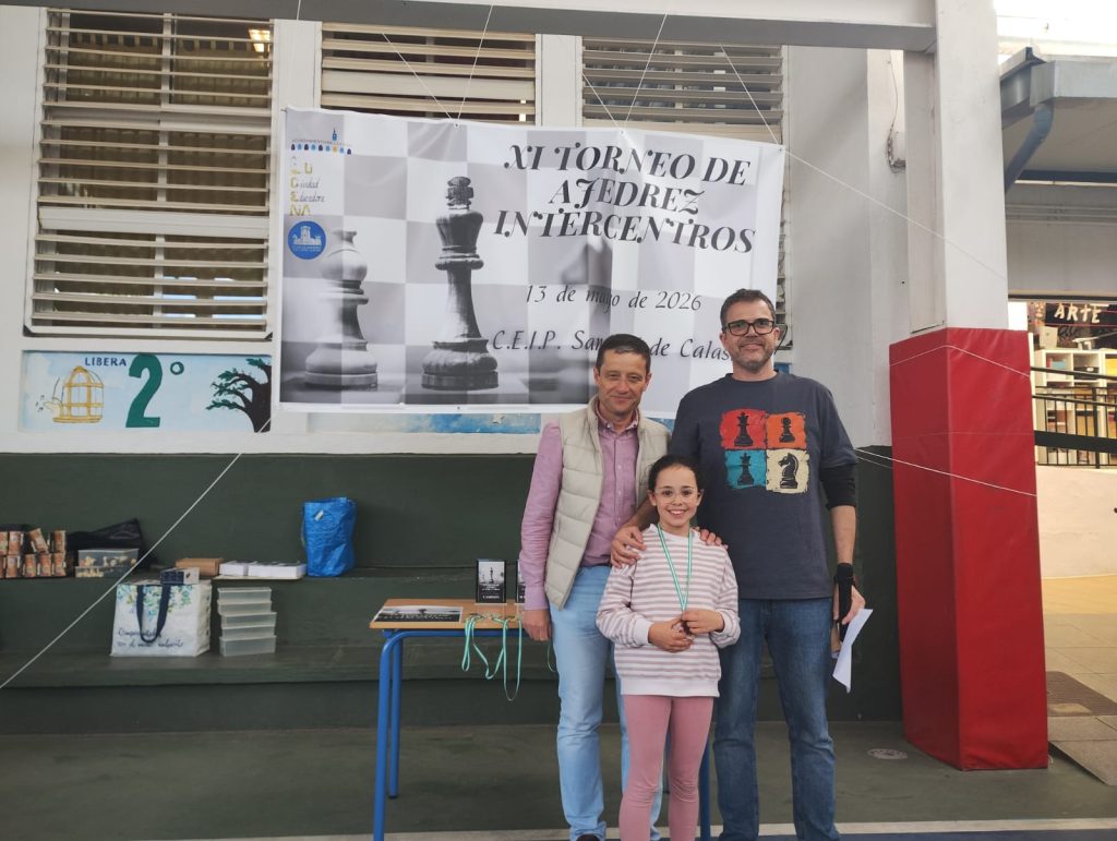 El Ruy López, comprometido con el ajedrez escolar en el XI Torneo Intercentros whatsapp image 2026 05 13 at 13.50.11